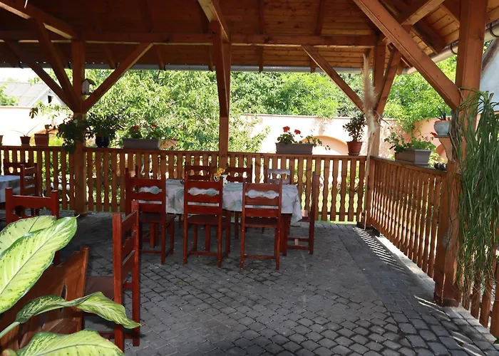 Arany Dio Fogado * Eger